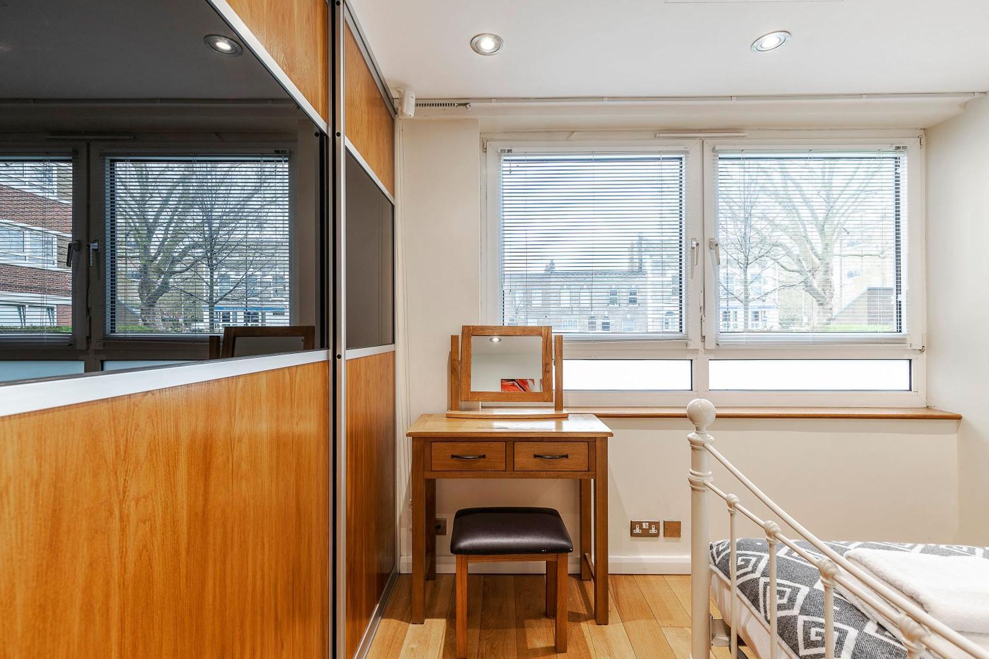 Tower Bridge 2Br Apartment For 6 With Terrace Лондон Екстер'єр фото