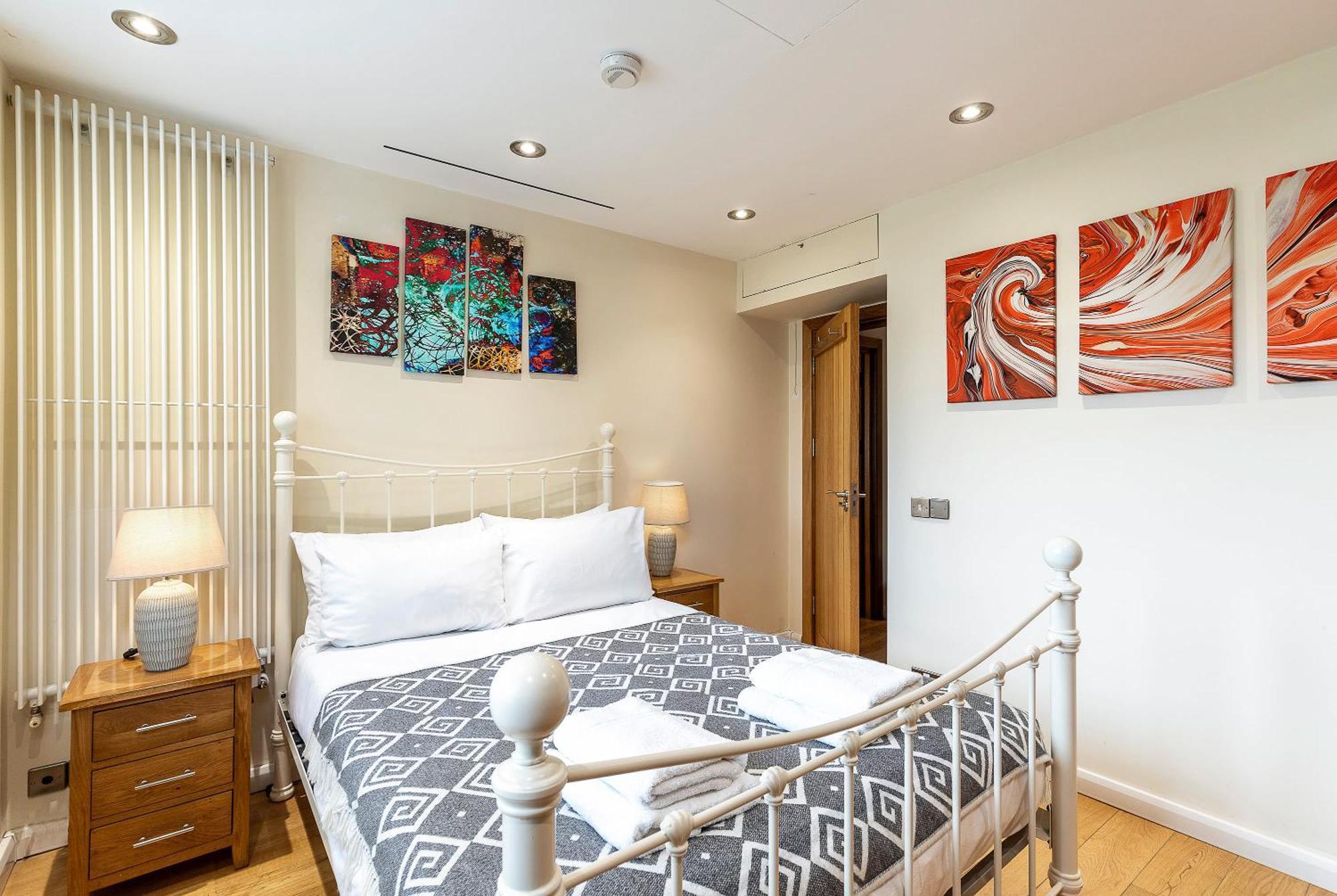 Tower Bridge 2Br Apartment For 6 With Terrace Лондон Екстер'єр фото